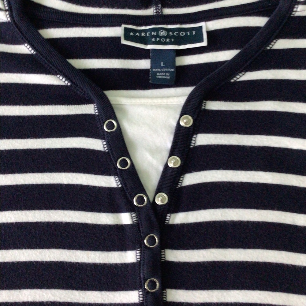 Top - Picture 3 of 3